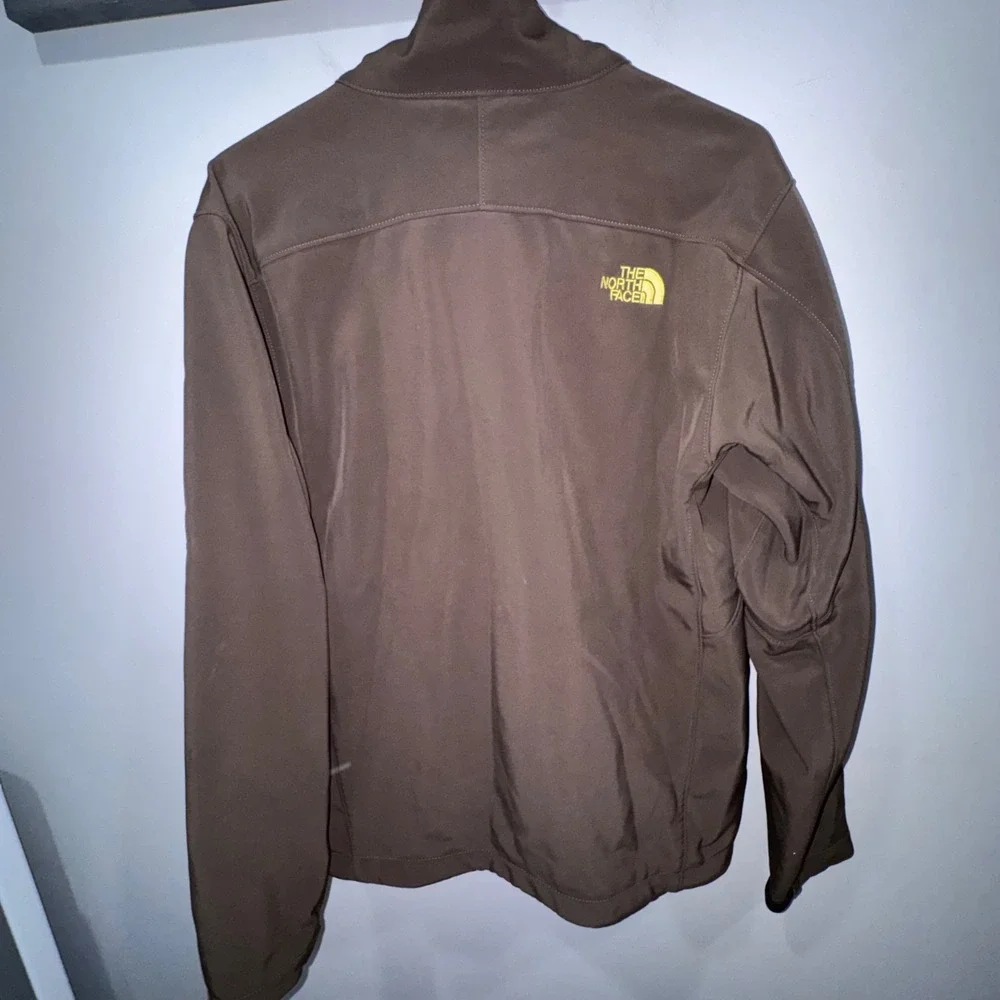 The North Face Apex Bionic Jacket Mens M  Brown Yellow Softshell Fall Winter